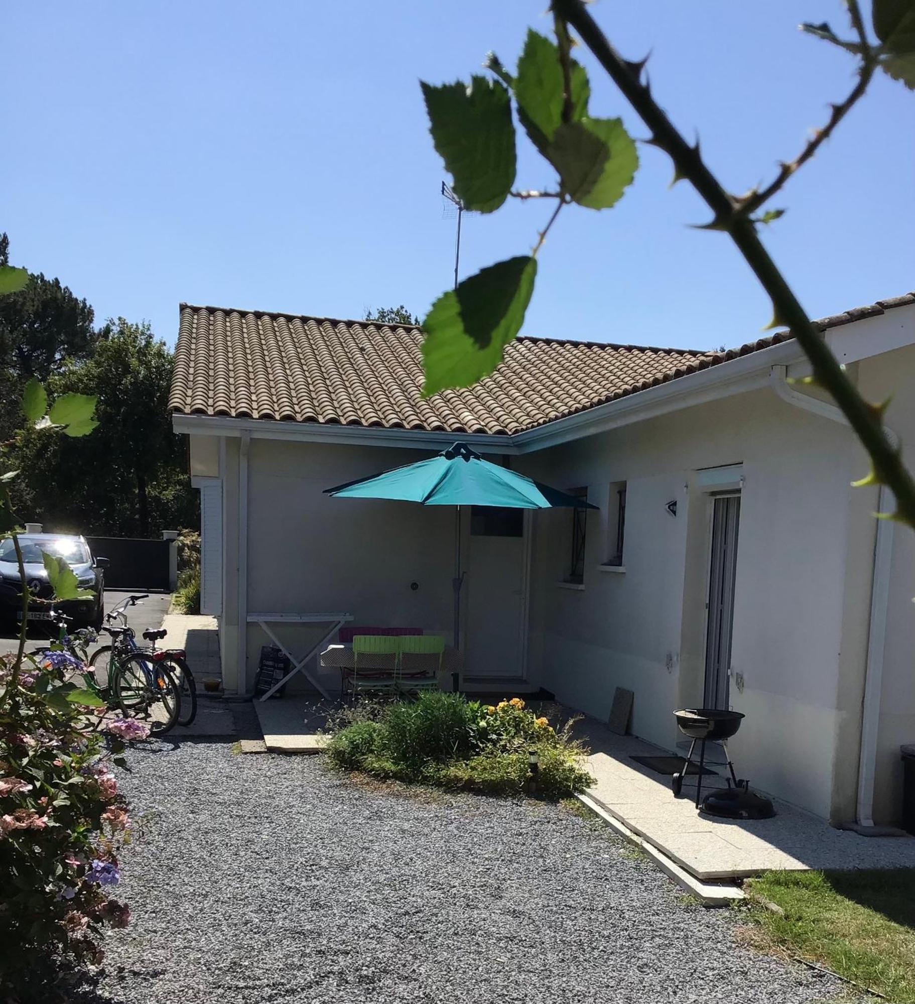Ferienwohnung Les Oliviers Le Teich Exterior foto